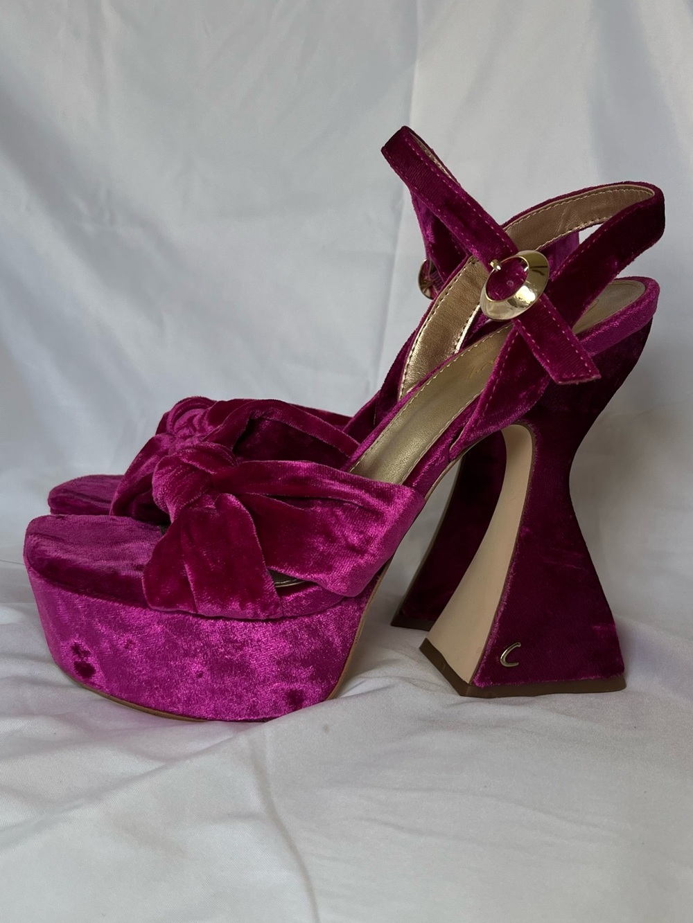 Circus by Sam Edelman Audrea Fuchsia Pink Velvet Slingback Heels